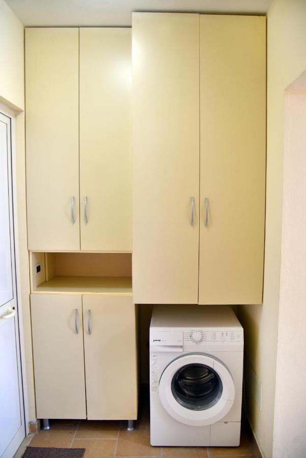 White Sea View Apartment Velipojë Dış mekan fotoğraf